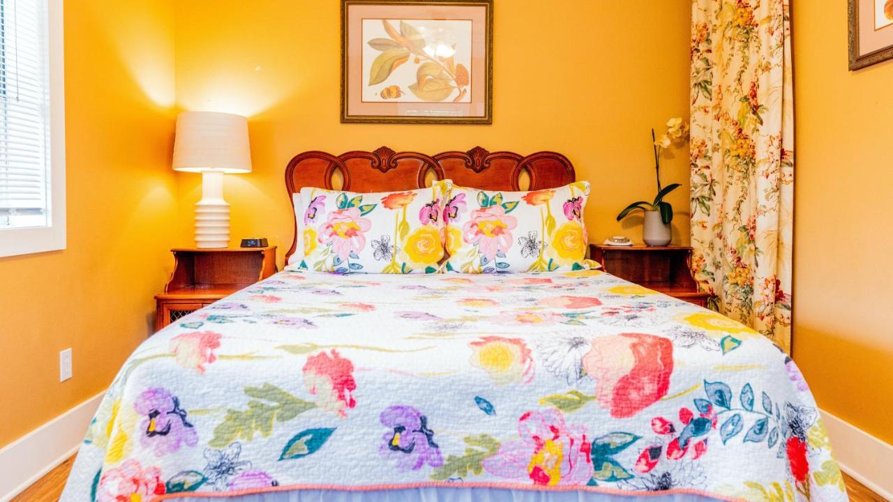 Meranova Guest Inn Данидин Екстериор снимка
