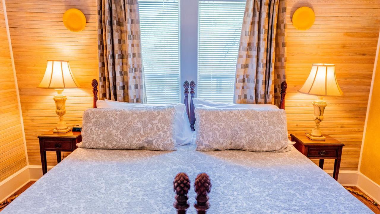 Meranova Guest Inn Данидин Екстериор снимка